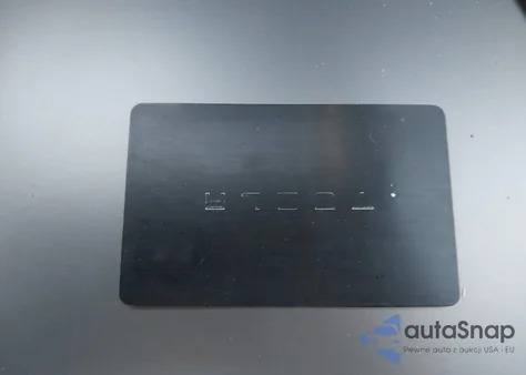 2023 Tesla Model Y Awd/Long Range Dual Motor All-Wheel Drive из США, поврежденный, VIN 7SAYGDEE7PA078717